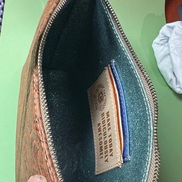 Consuela Sally Midtown Brown Embossed Leather Crossbody Bag - Picture 6 of 7